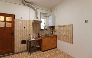 Apartament cu 3 camere si cota parte de gradina, zona strazii Horea! - Poză 6