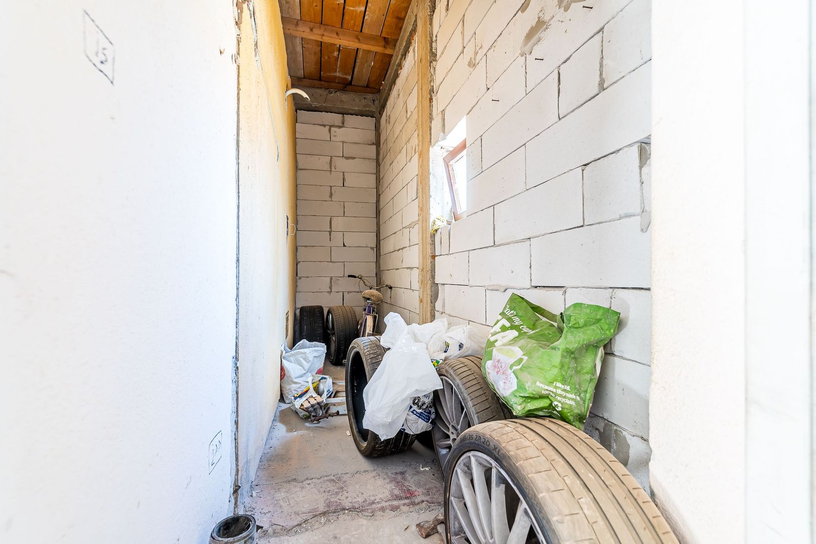 Casă individuală în Aradul Nou zona Tabacovici, aproape de Mureș - Poză 10