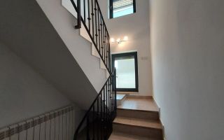 Vila deosebita în loc Simeria, zona ultracentrala - Poză 10
