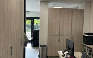 SPATIU CU MULTIPLE DESTINATII - Poză 3