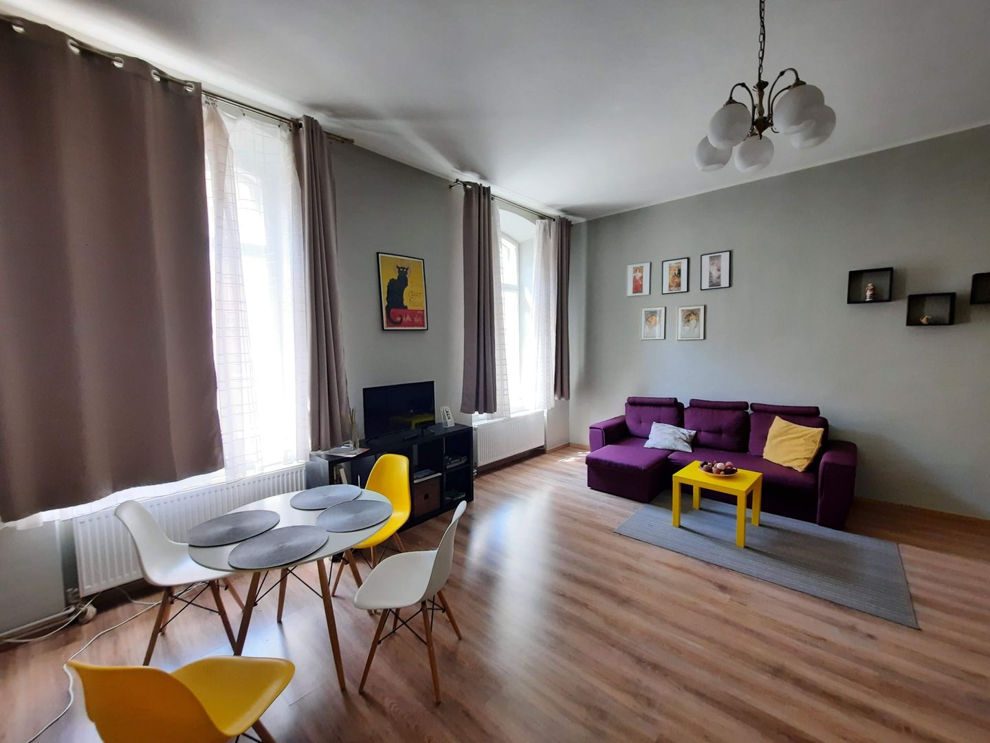 Apartament de inchiriat, loc de parcare, in zona Piata Unirii / Libertatii - Poză 1