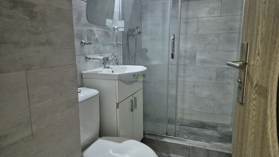 Vand Apartament 2 camere, zona Pietonala, et.3/3, st-45m, balcon, C.T. - Poză 7