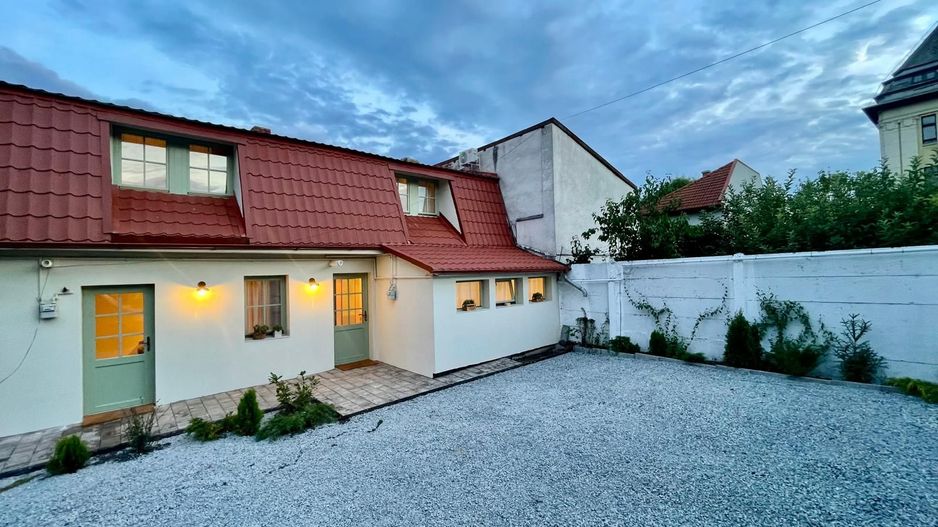 Apartament 3 camere,1 parcare privată,aproape de UMF - Poză 1