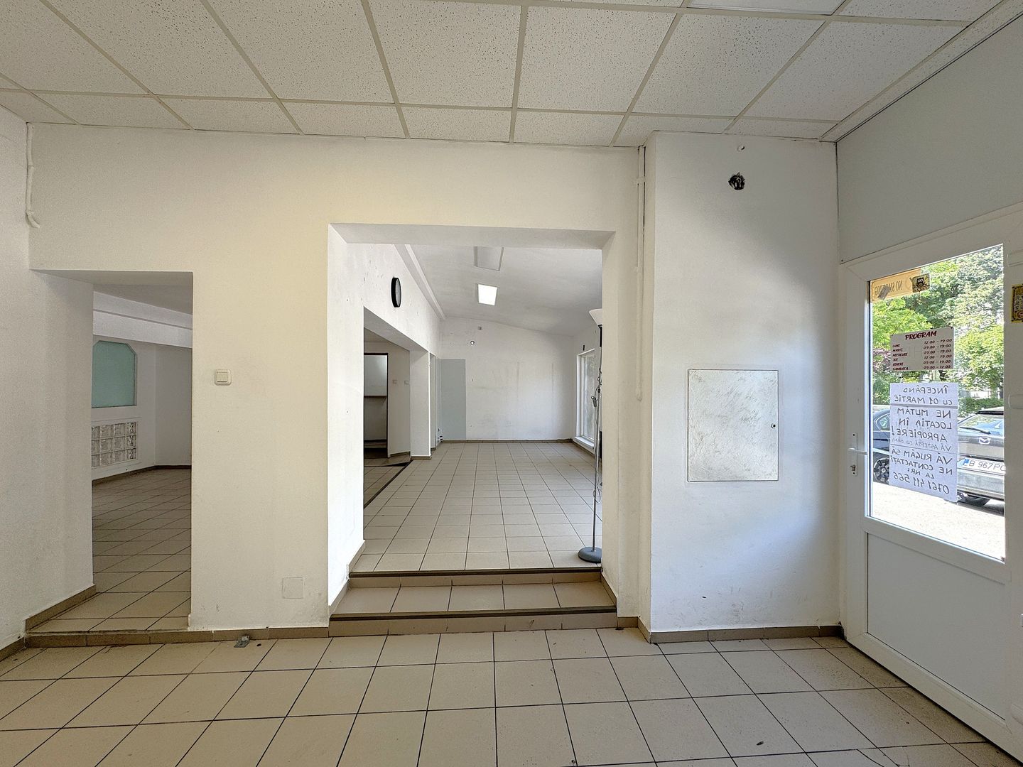 Spatiu Comercial | Piata Covasna | Berceni | parcare | COMISION 0% | - Poză 2