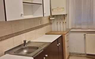 Apartament 2 camere, decomandat, zona Centrală - Poză 1