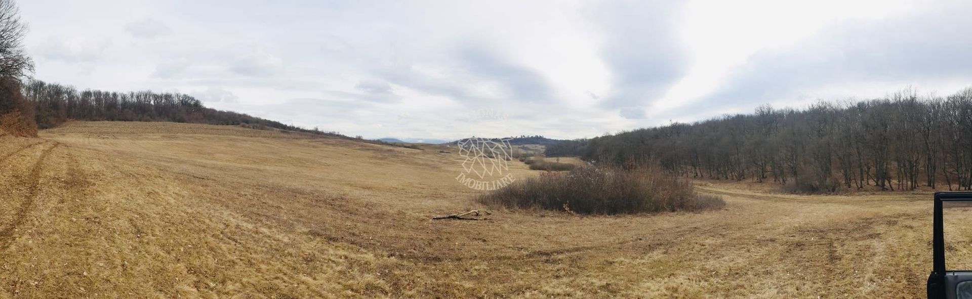 Teren 104,731 mp-Parcelabil-Vedere panoramica-Valea Castailor - Poză 3