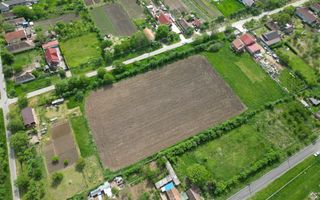 Teren Intravilan de 3,090 mp în Cuvin - Poză 5