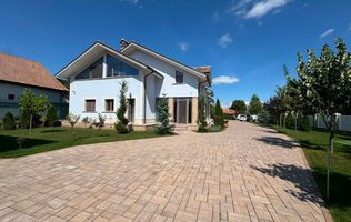 PROPRIETATE DEOSEBITĂ | 1.600 MP TEREN | 495 MP CASĂ | GARAJ 116 MP