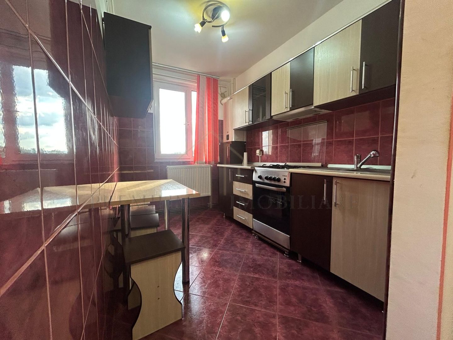 De închiriat – Apartament 2 camere zona ultracentrala - Poză 1