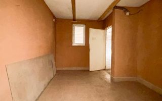 Spatiu de inchiriat 400MP Inaltimea de 4m Jucu de Mijloc - Poză 8