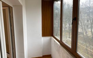 Nicolina - Cug - 4 Camere Decomandat -Etaj 3 - Bloc 1986 - Poză 12