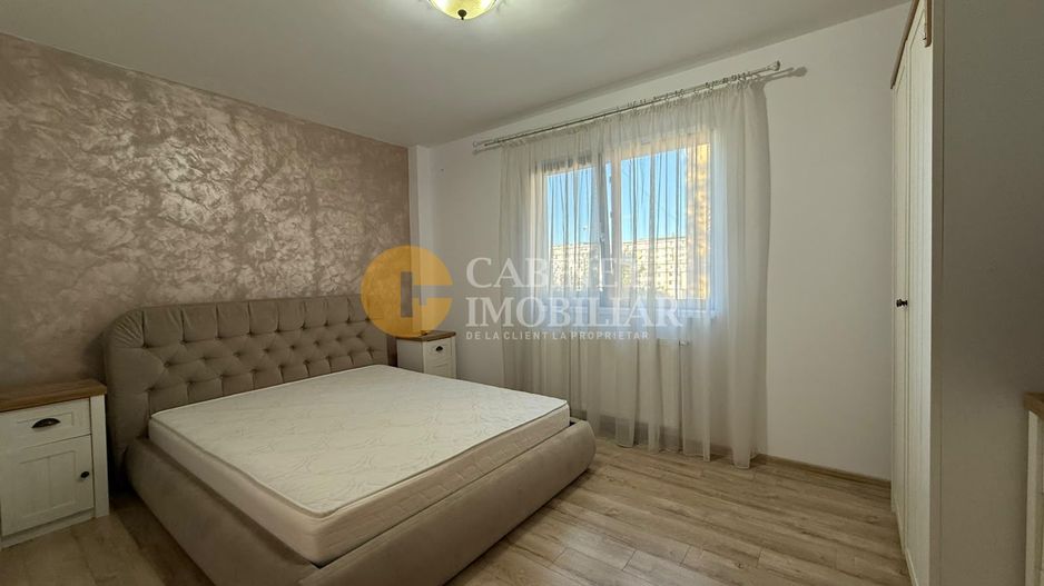 2 CAMERE DECOMANDAT--ETAJ 1--LOC DE PARCARE --ROND PACURARI - Poză 4