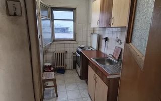 Garsoniera Gorjului-Bloc mixt(200 m metrou-1979) - Poză 3