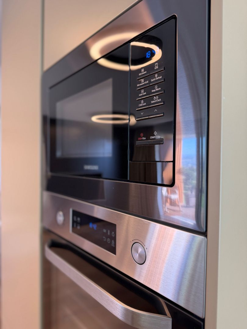 Apartament PREMIUM cu curte, terasă și lift cu acces direct în living - Poză 35