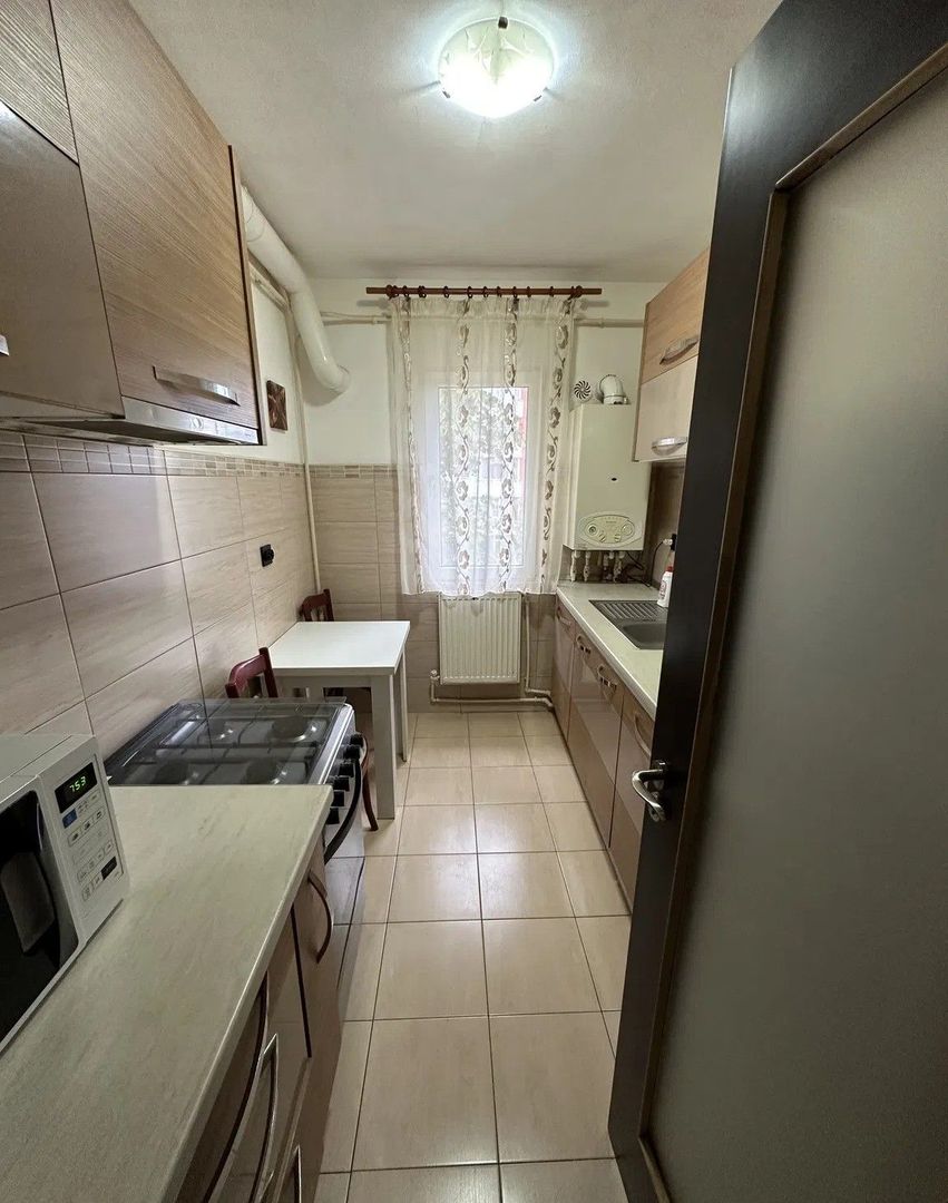Apartament modern 2 camere S2 50 mp 450euro Podu Ros-Tutora - Poză 4