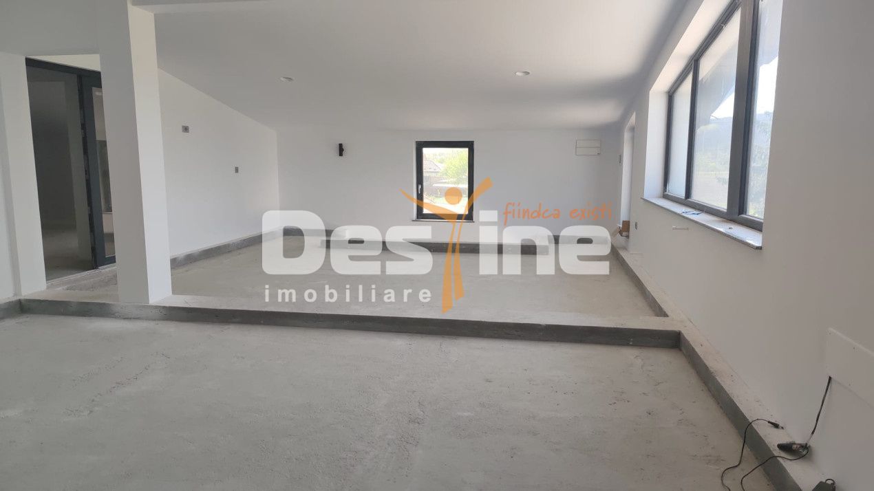 Spatiu comercial nou. Spatiu birouri - Poză 9