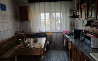 Vand apartament 3 camere doua bai, doua balcoane - Poză 4