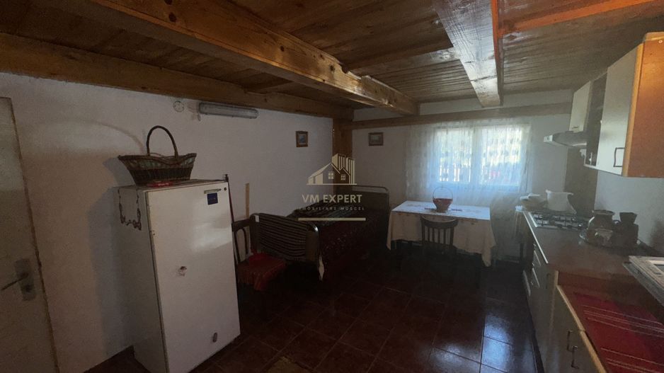 CASA 3 CAMERE, TEREN 1069 MP, COMUNA STOENESTI, ARGES - Poză 12