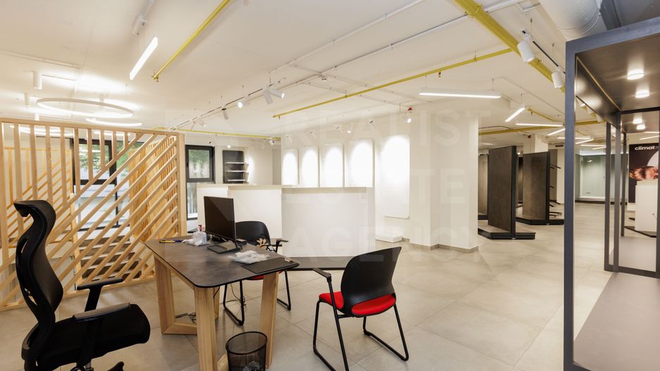 Vânzare, spațiu comercial, amplasat în Ungheni, pe str. Mihai Eminescu - Poză 19