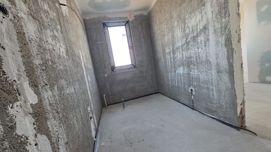 Casa in regim P+1ER de vanzare in Baltoesti - Poză 15