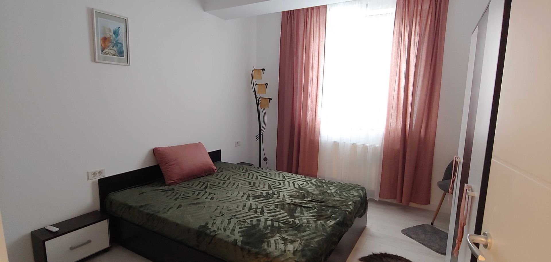 Inchiriez apartament nou 3 camere + 2 băi, lângă parcul Titănel - Poză 6