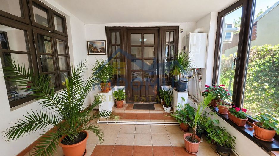 Casă Ploiești - 6 Camere -282 Mp Utili - Teren 600 Mp - Comision 0% - Poză 9