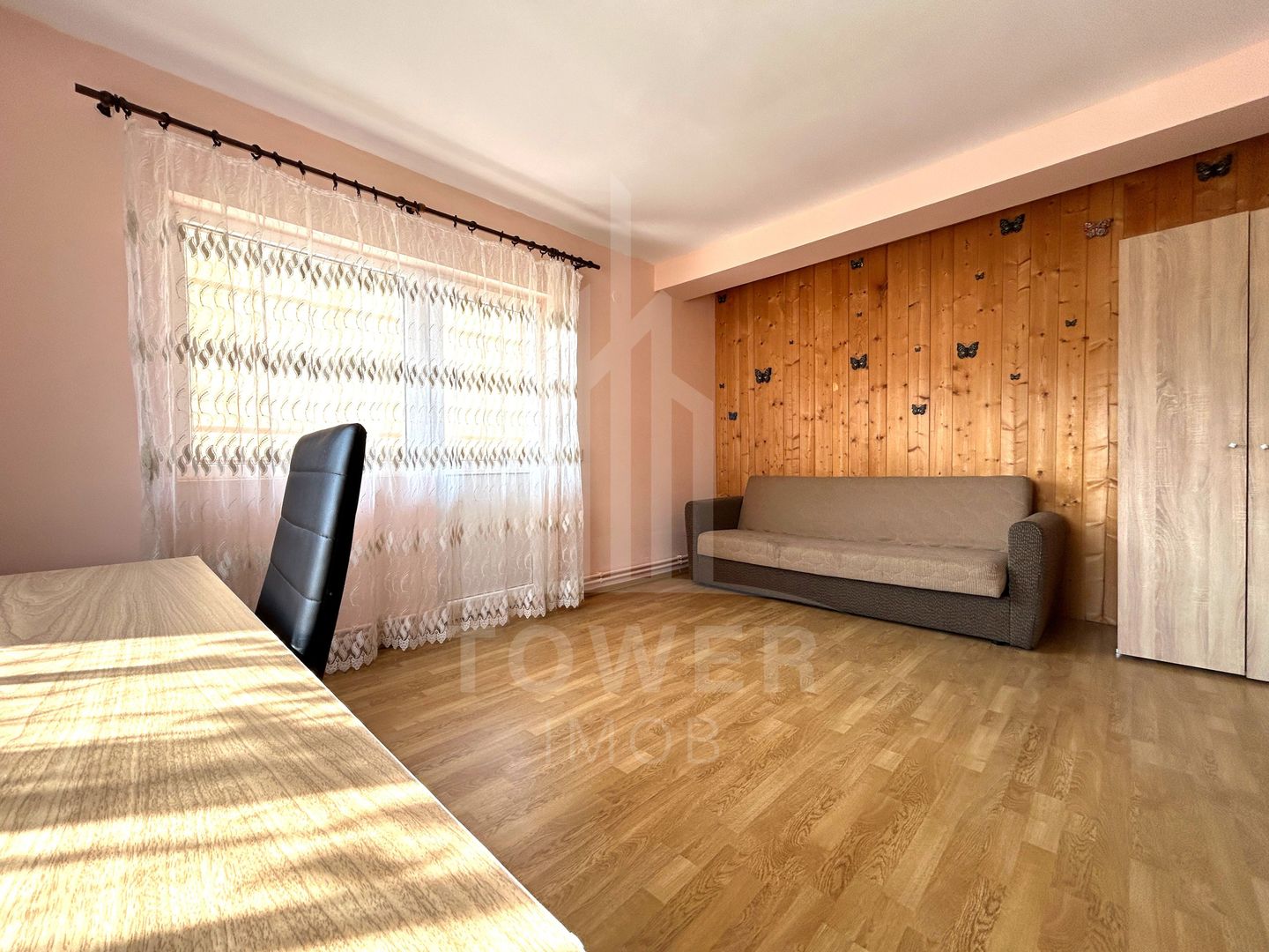 Apartament cu 3 camere, 2 băi și loc de parcare în curte – Turnișor - Poză 6