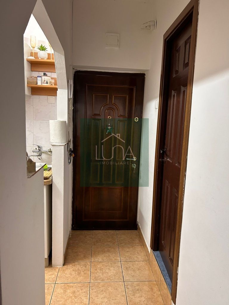 Garsonieră de vânzare | Parter înalt, 7 noiembrie - Poză 3