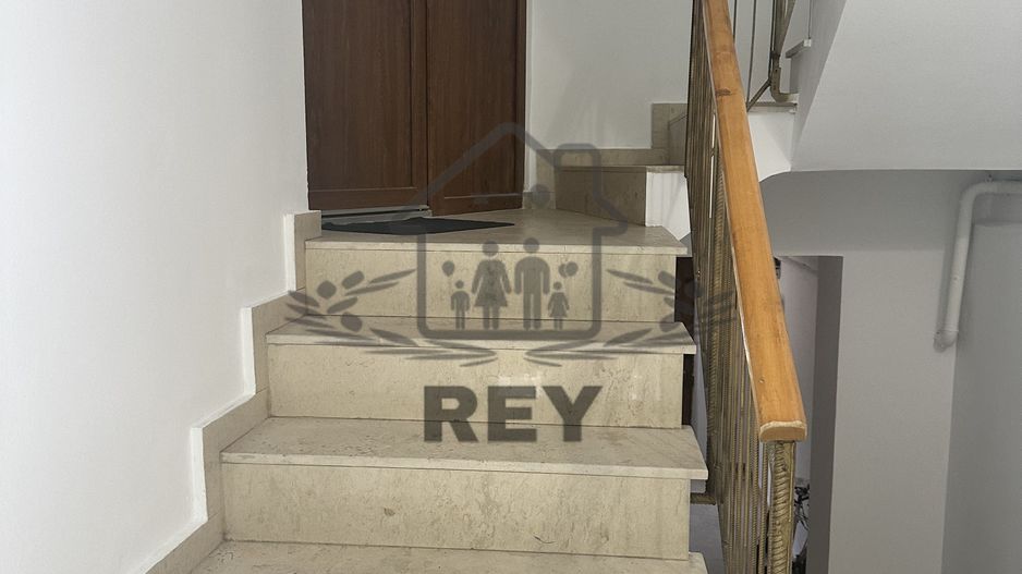 Spatiu comercial + 2 ap. pentru birouri sau închiriere- zona premium - Poză 17