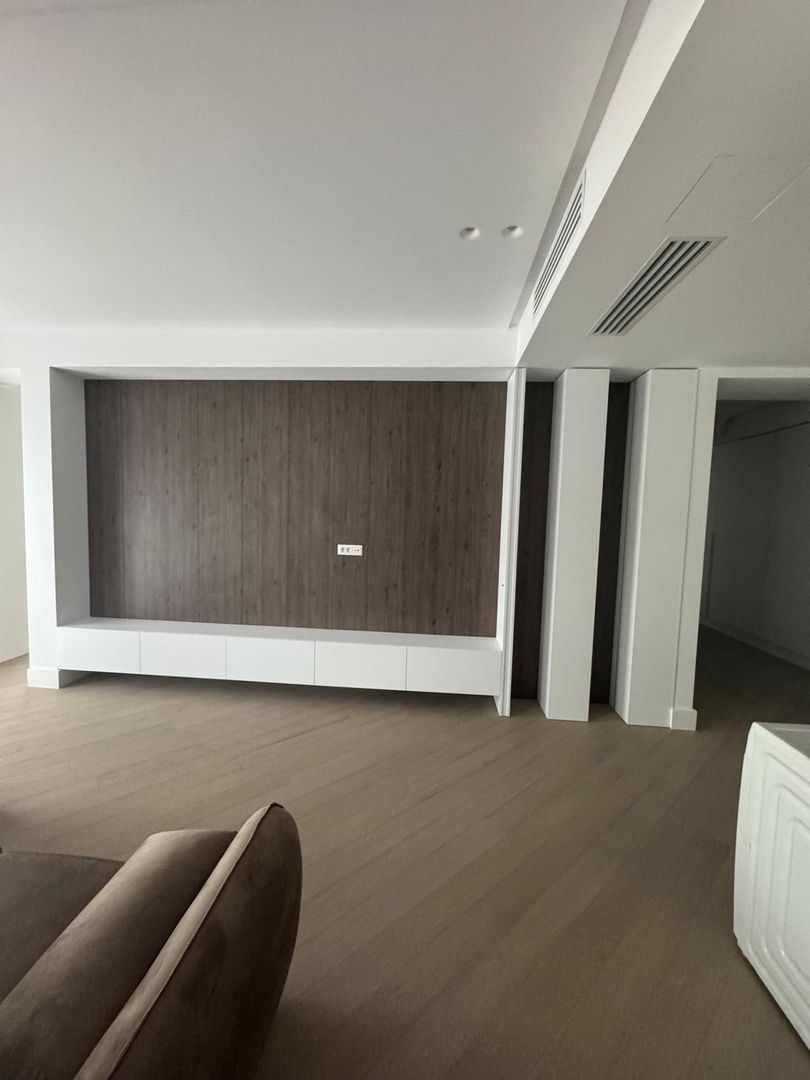 ÎNCHIRIERE PENTHOUSE CORTINA 126 - Poză 13