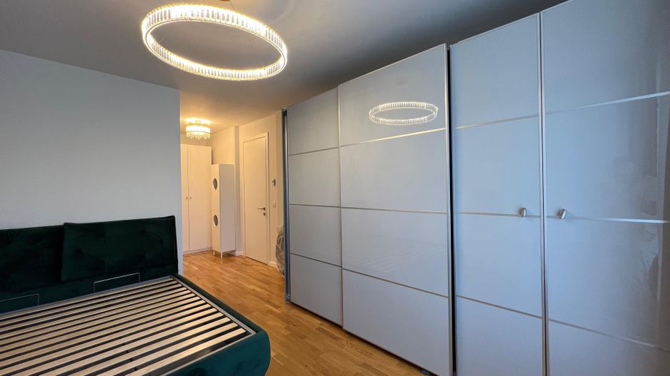 4 camere | loc de parcare cu priza electrica - Poză 5