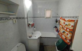 Etaj 1 Apartament 4 Camere-Decomandat 81mp!/2Bai-Bloc din 1984 Zona Frumoasa - Poză 6