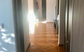 Apartament renovat 2 camere , 65 mp Zona Podgoria! - Poză 7