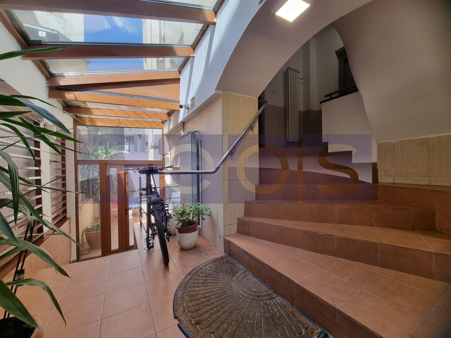 VANZARE- 3 CAMERE- FLOREASCA-DOROBANTI - Poză 19