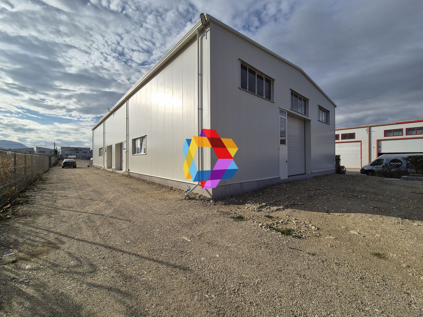 Hala de inchiriat Brașov - 597 mp plus-imo.ro - Poză 1