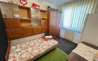 3 camere decomandat etaj 4/10 Dambovita centrala proprie - Poză 6