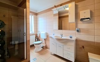 Spațiu comercial de închiriat Brasov - 120 mp # spatii-comerciale-brasov.ro - Poză 8