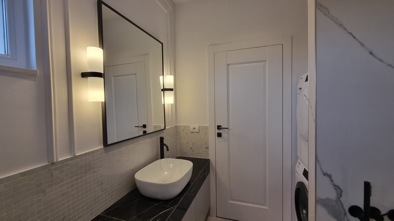 3 cam cu Personalitate | Lux și Gust Excepțional | Panorama | Central - Poză 10