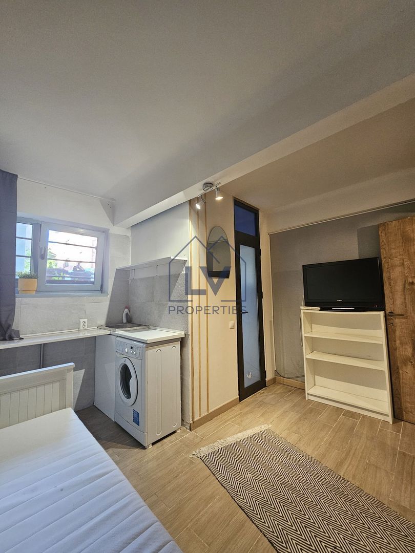 Ultracentral Moxa Victoriei Airbnb 3 garsoniere - Poză 8