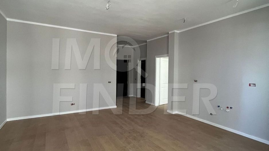 Apartament 2 camere ULTRAFINISAT, zona VIVO, cu CF - Poză 2