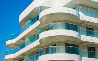 Apartament premium cu terasă mare și vedere la mare – Sea On - Poză 24