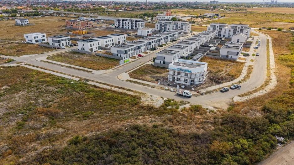 Teren  Mehala - 440 mp, cu autorizatie duplex, strada asfaltata - Poză 1