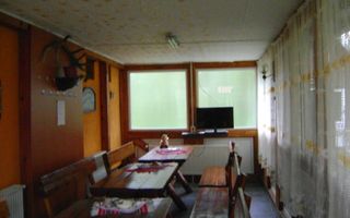 Pensiune de vanzare P+E Busteni - central - Poză 10