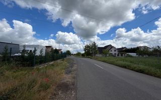 Teren 1000mp. Acces asfaltat. Toate utilitatile publice - Poză 3