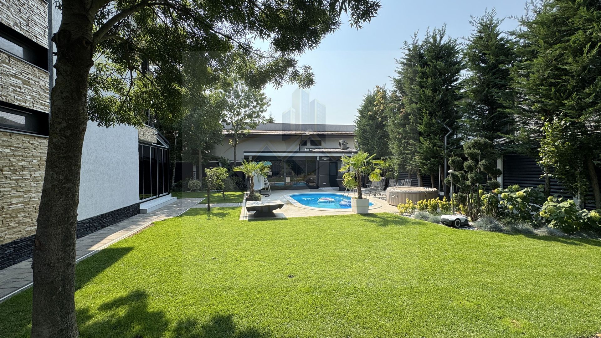 Eleganta si Rafinament| Vila de lux |6 Camere | Piscină | 650 mp Teren - Poză 3