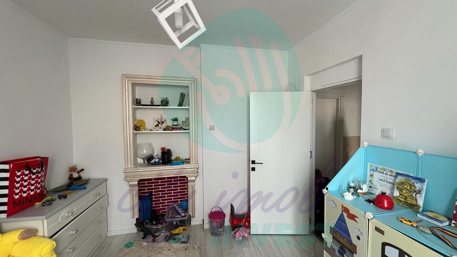 JUMATATE DE VILA  INTERBELICA- CURTE PROPRIE- ROND ALBA IULIA-DECEBAL - Poză 2