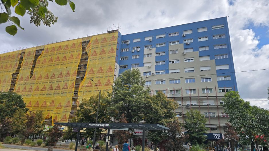 =REPOZITIONARE PRET= 2 camere in Govandari, zona Miorita - etaj 1, centrala proprie - Poză 1