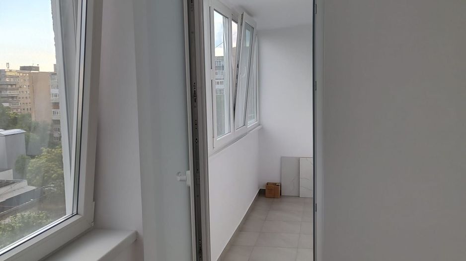 Apartament cu 2 camere renovat integral Favorit, Drumul Taberei - Poză 3