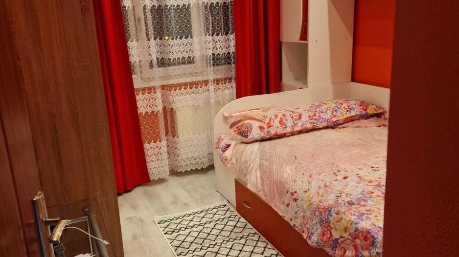 2 camere, decomandat, etaj 4/4,  Micro 21, vedere la Dunare - Poză 3