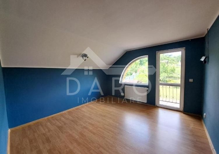 Casă de vânzare, teren 1040 mp - Poză 7